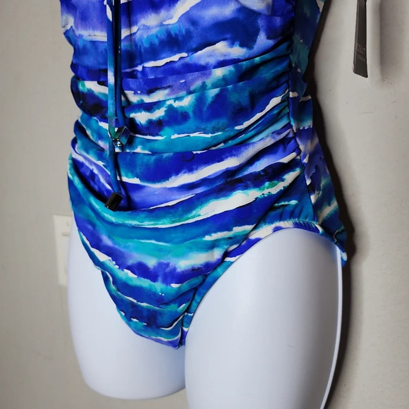 NWT Magicsuit by Miraclesuit ruched blue one peice swimsuit. Size 10 - Picture 13 of 13